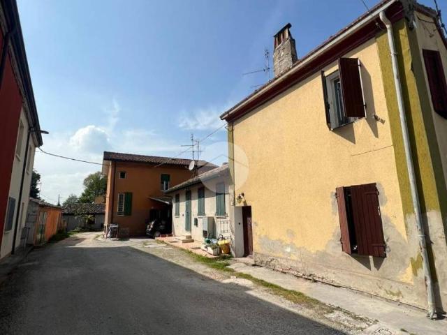 Rustico / Casale in vendita a Ravenna RA