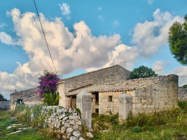 Rustico / Casale in vendita a Ragusa RG
