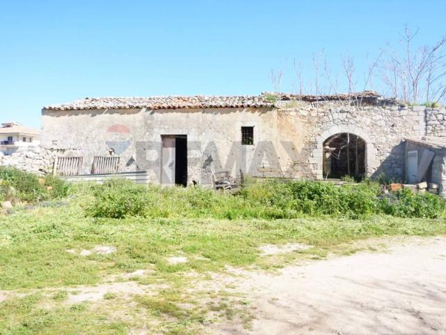 Rustico / Casale in vendita a Ragusa RG
