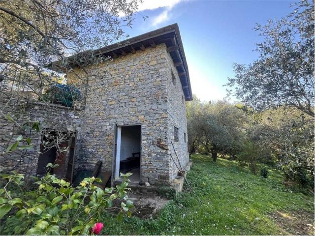 Rustico / Casale in vendita a Rapallo GE
