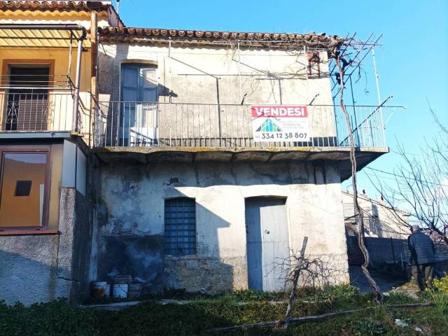 Rustico / Casale in vendita a Rivello PZ