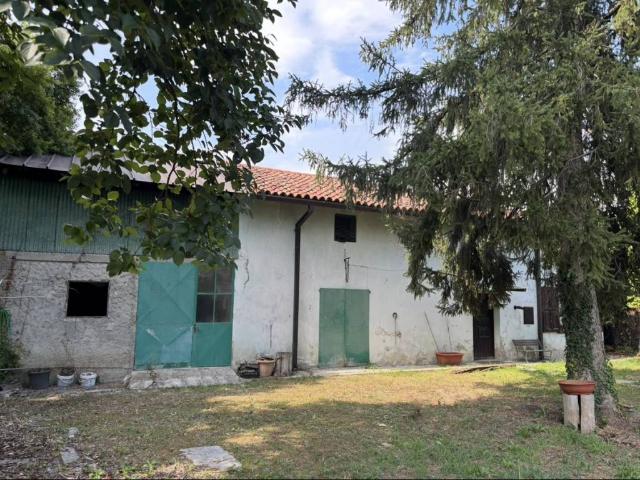 Rustico / Casale in vendita a Ruda UD
