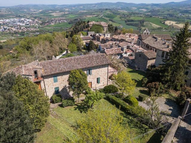 Rustico / Casale in vendita a Todi PG