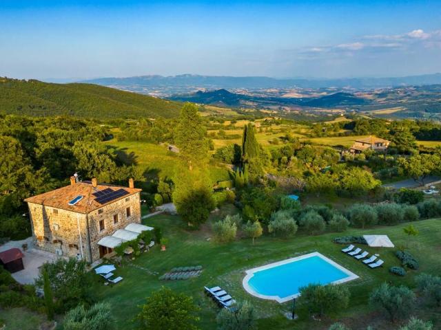 Rustico / Casale in vendita a Todi PG