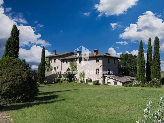 Rustico / Casale in vendita a Todi PG