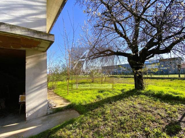 Rustico / Casale in vendita a Tombolo PD
