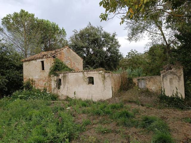 Rustico / Casale in vendita a Torino di Sangro CH