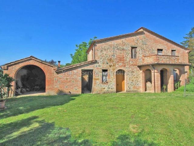 Rustico / Casale in vendita a Torrita di Siena SI