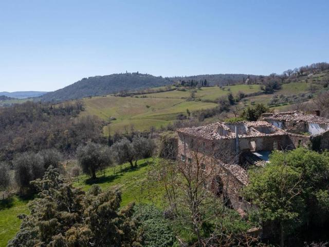 Rustico / Casale in vendita a Torrita di Siena SI
