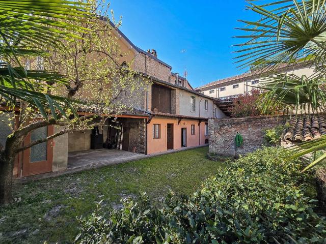 Rustico / Casale in vendita a Tortona AL