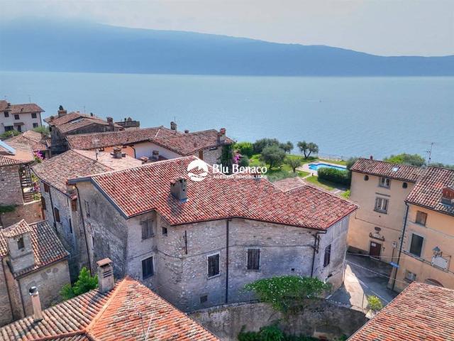 Rustico / Casale in vendita a Toscolano Maderno BS