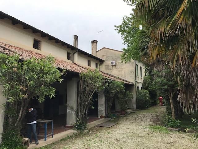 Rustico / Casale in vendita a Tezze sul Brenta VI