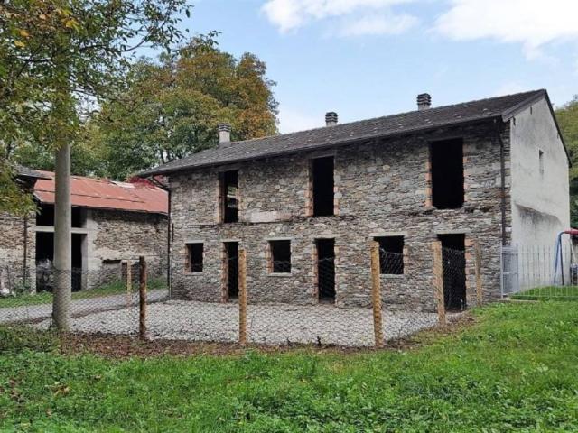 Rustico / Casale in vendita a Teglio SO