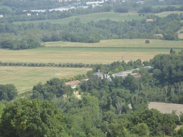 Rustico / Casale in vendita a Terre Roveresche PU