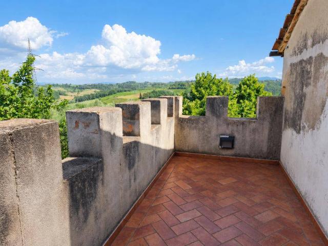Rustico / Casale in vendita a Terricciola PI