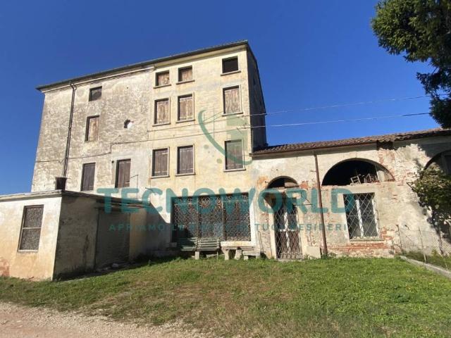 Rustico / Casale in vendita a Thiene VI