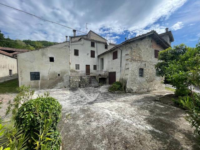 Rustico / Casale in vendita a Travo PC