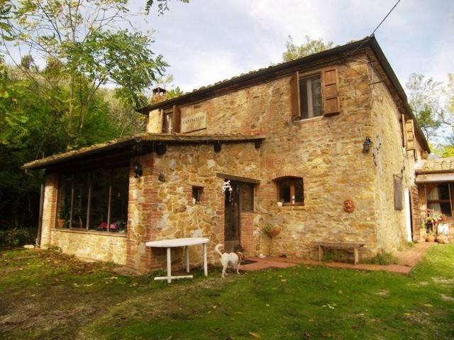 Rustico / Casale in vendita a Trequanda SI