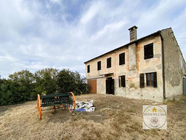 Rustico / Casale in vendita a Tribano PD