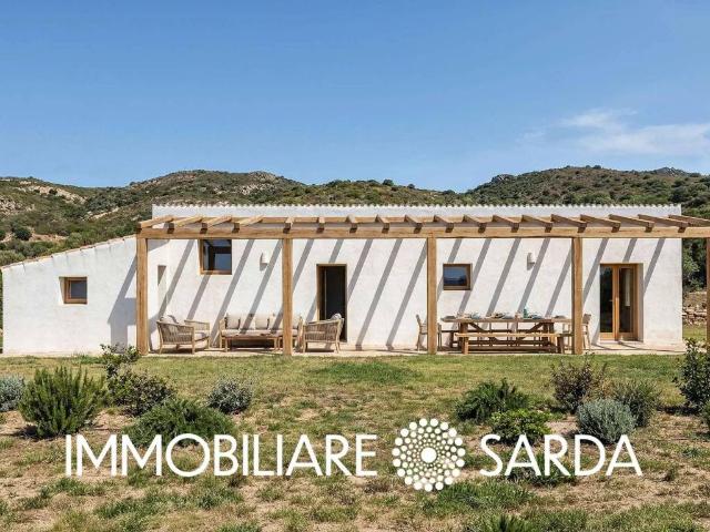 Rustico / Casale in vendita a Trinità d'Agultu e Vignola SS