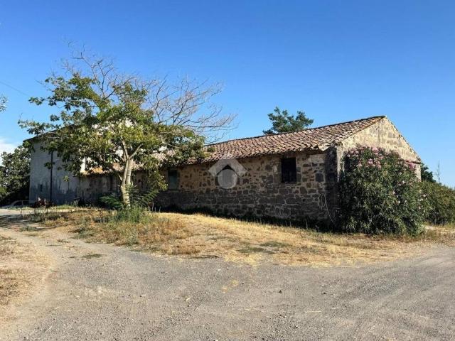 Rustico / Casale in vendita a Tuscania VT