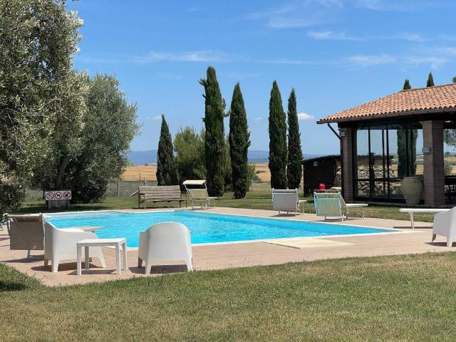 Rustico / Casale in vendita a Tuscania VT