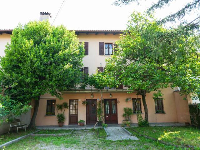 Rustico / Casale in vendita a Udine UD