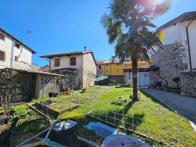 Rustico / Casale in vendita a Udine UD