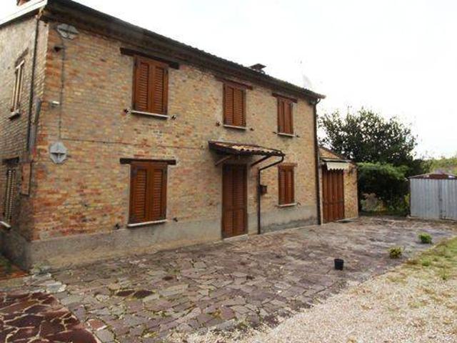 Rustico / Casale in vendita a Urbino PU