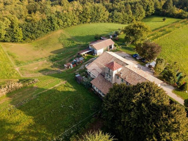 Rustico / Casale in vendita a Volpago del Montello TV