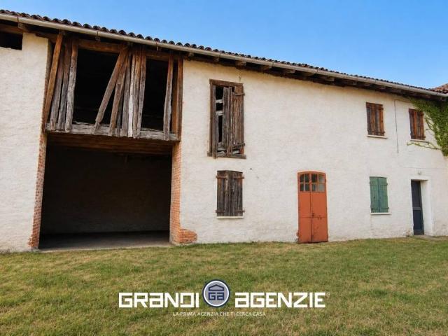 Rustico / Casale in vendita a Volpago del Montello TV
