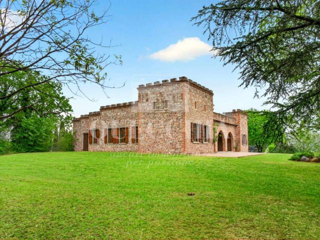 Rustico / Casale in vendita a Volta Mantovana MN
