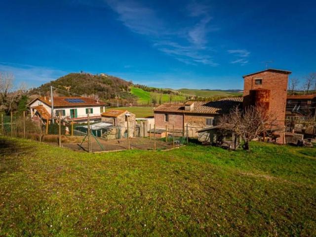 Rustico / Casale in vendita a Volterra PI