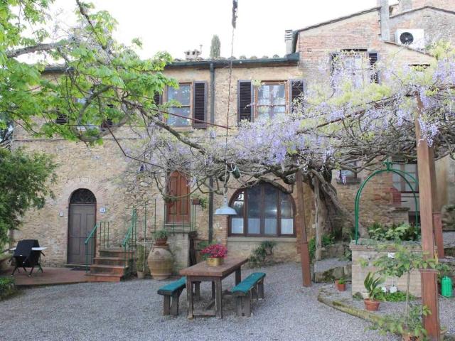 Rustico / Casale in vendita a Volterra PI
