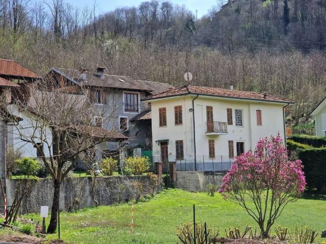 Rustico / Casale in vendita a Valduggia VC