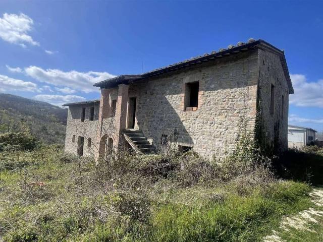 Rustico / Casale in vendita a Valfabbrica PG