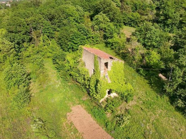 Rustico / Casale in vendita a Valle di Maddaloni CE