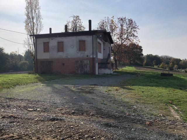 Rustico / Casale in vendita a Valsamoggia BO