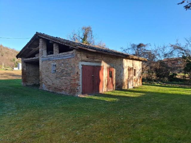 Rustico / Casale in vendita a Valsamoggia BO