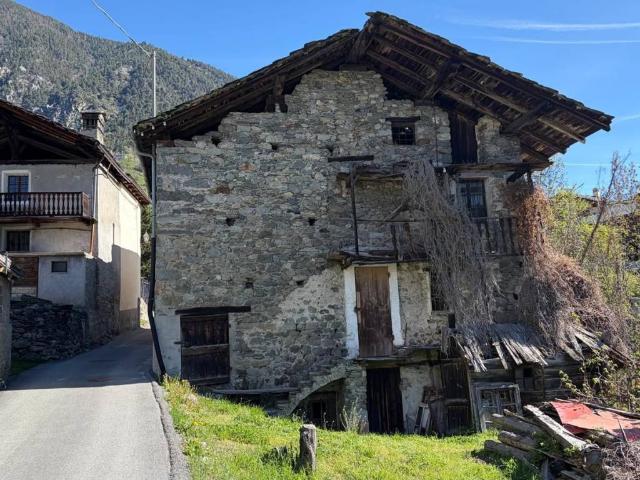 Rustico / Casale in vendita a Valpelline AO