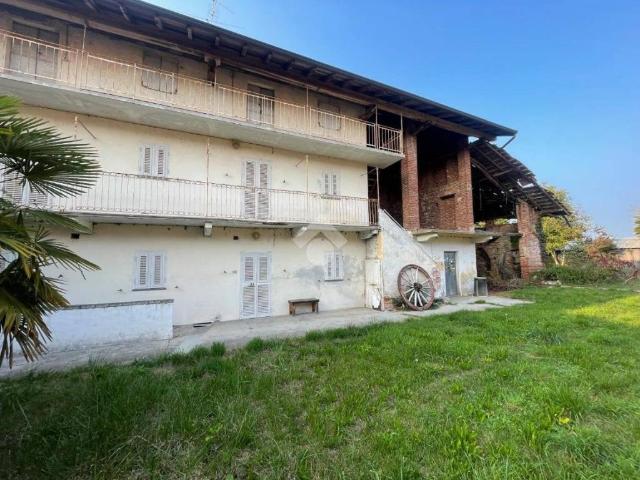 Rustico / Casale in vendita a Vaprio d'Agogna NO