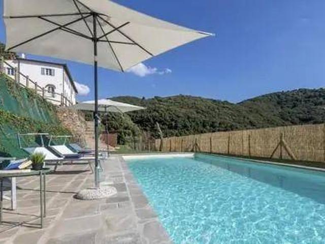 Rustico / Casale in vendita a Vecchiano PI