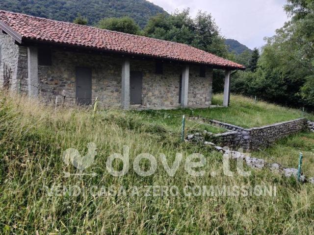 Rustico / Casale in vendita a Vedeseta BG