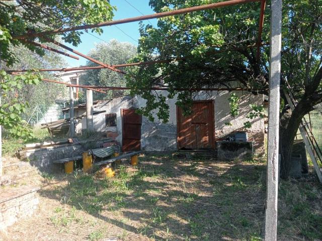 Rustico / Casale in vendita a Velletri RM