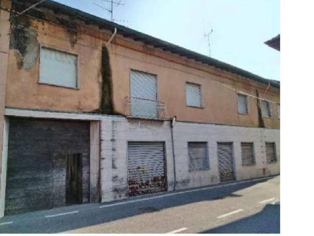 Rustico / Casale in vendita a Vergiate VA