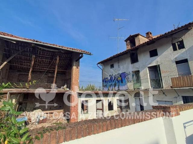 Rustico / Casale in vendita a Verrua Savoia TO