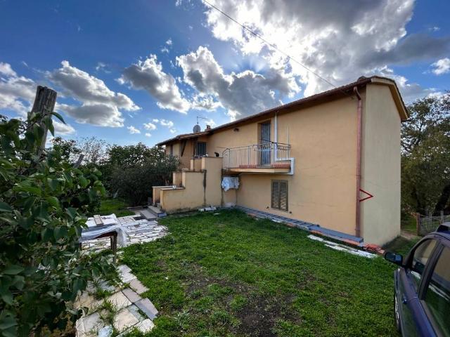 Rustico / Casale in vendita a Viterbo VT
