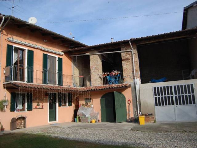 Rustico / Casale in vendita a Viarigi AT