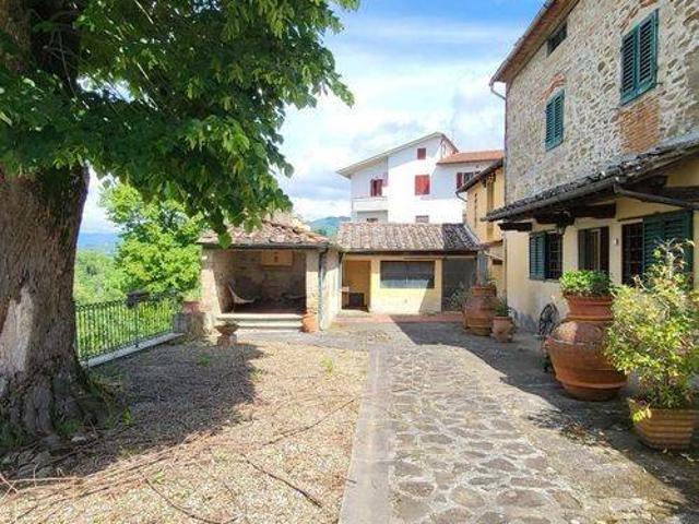 Rustico / Casale in vendita a Vicchio FI