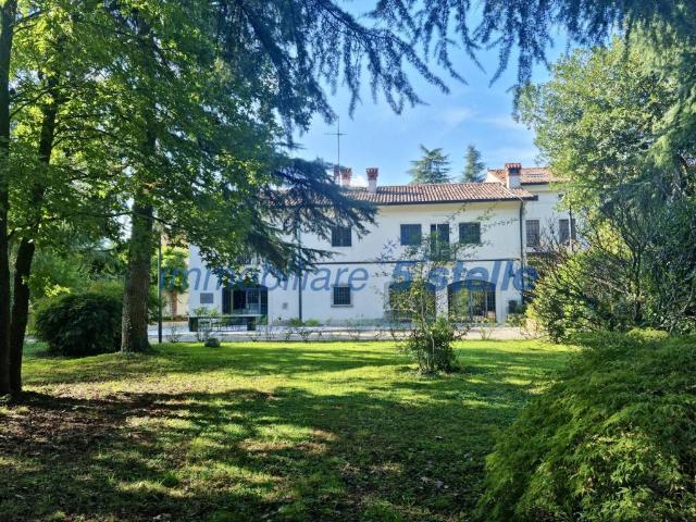 Rustico / Casale in vendita a Vicenza VI